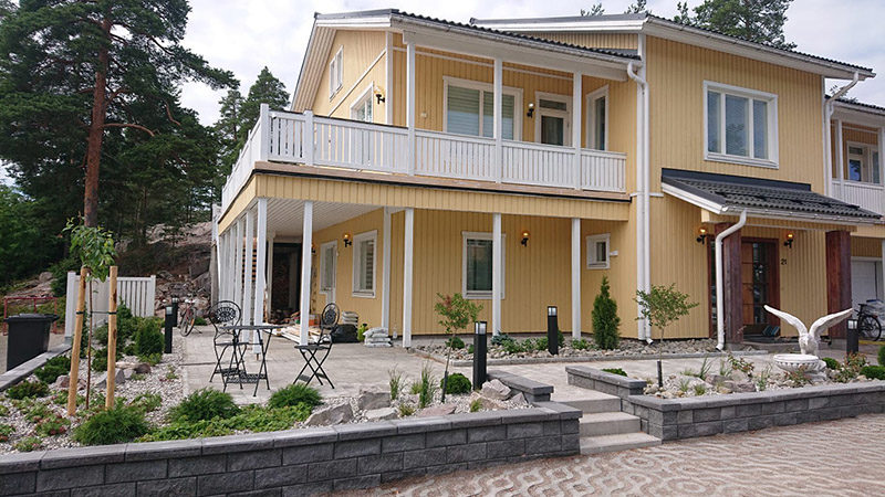 Omakotitalon pihauudistus Kirkkonummi 2019
